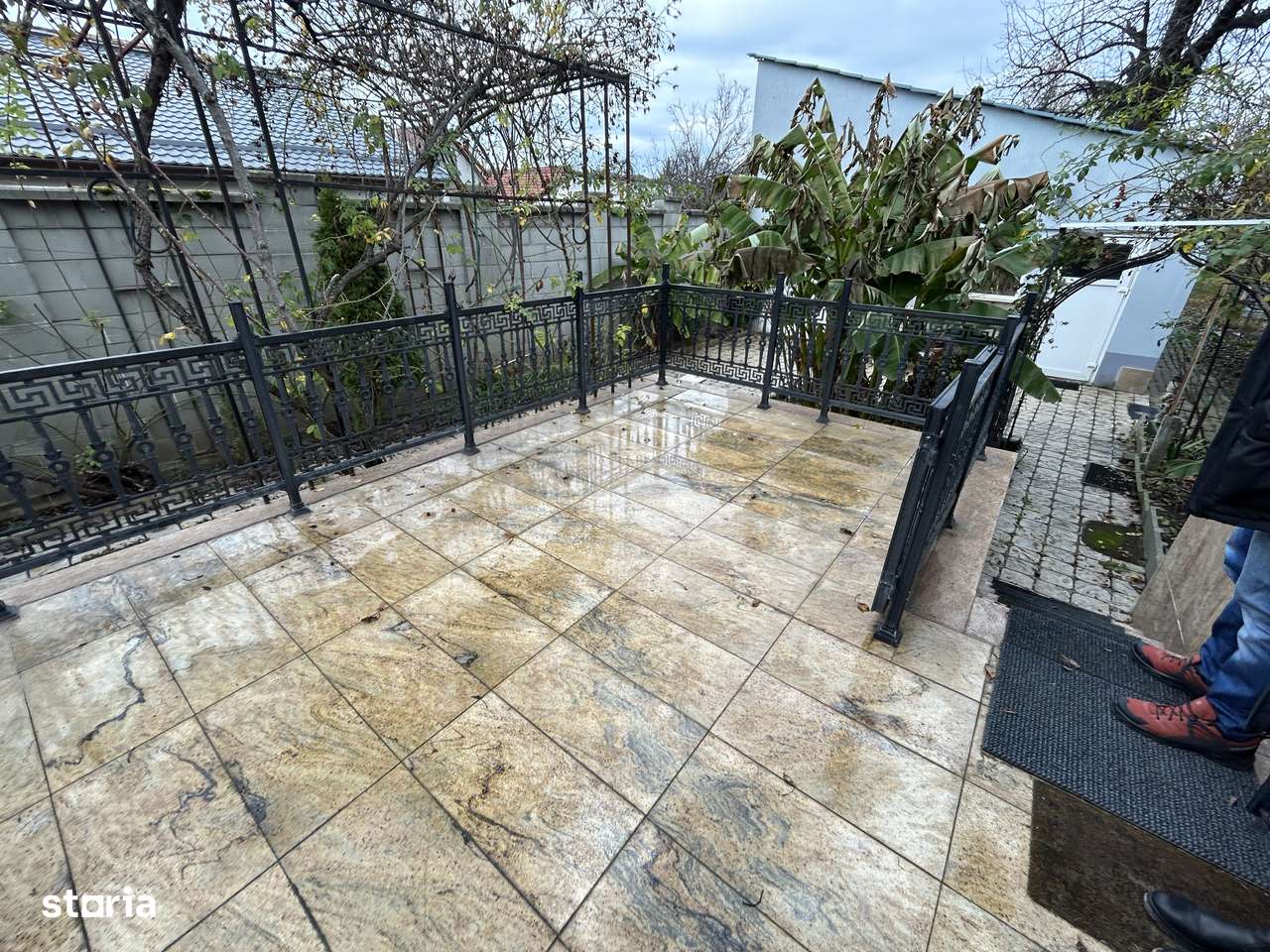 Vand casa mare, din caramida,situata in Parneava, st.972 mp, sc.230 mp-11