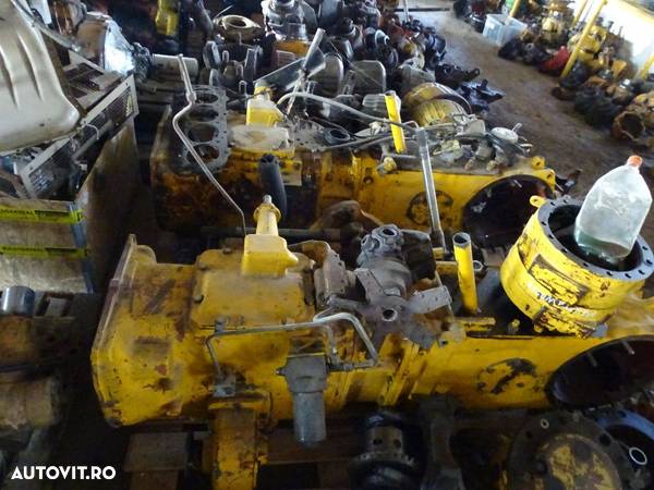 Cutie viteze Carraro TLB1 ,  Komatsu WB 93 R2 - 9