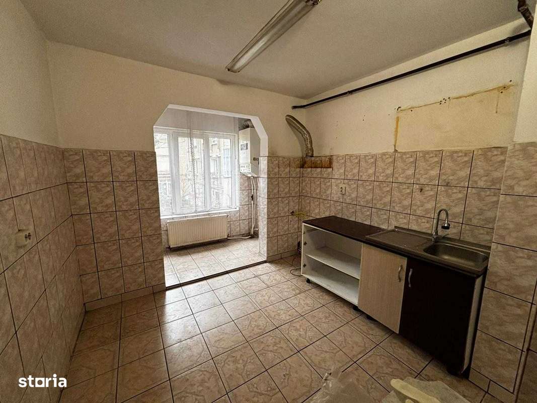 cv 165 Al.Dobrogei, apartament 2 camere decomandat, etaj I-5