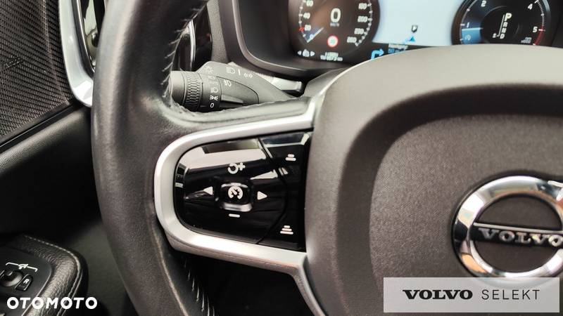 Volvo V60 Cross Country - 17