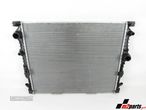 Radiador de água SEMI-NOVO/ ORIGINAL BMW 7 (G11, G12)/BMW 5 (G30, F90) 171186196... - 2