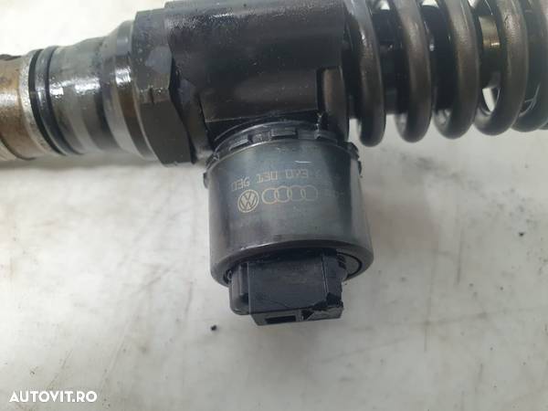 Injector 2.0 tdi BKD AZV BLB 03G130073G 0414720404 BM Volkswagen VW T - 2