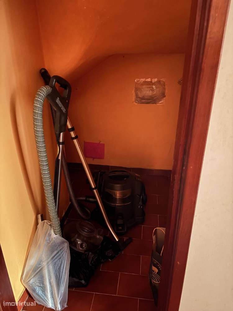 Moradia geminada com garagem Bro Além das Vinhas 595.000€-30