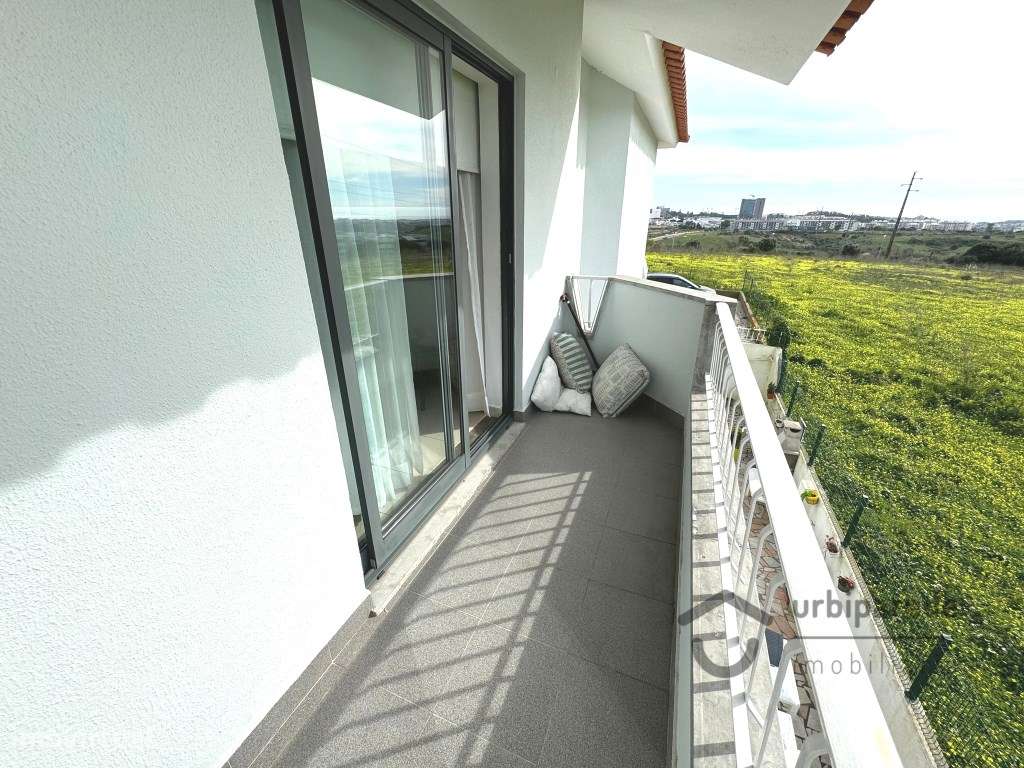 Moradia V6 em Porto Salvo-25