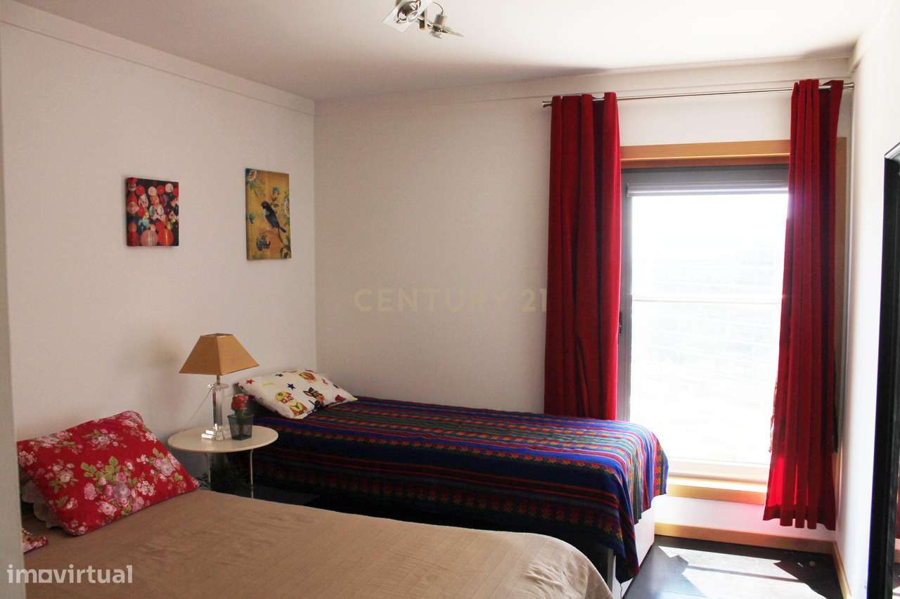 Apartamento T1 vista rio, edifício PANORAMIC, Parque das Nações-6