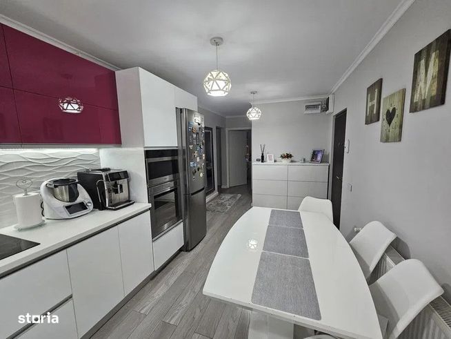 Apartament de 3 camere, 69mp, etaj intermediar, parcare, zona Kaufland