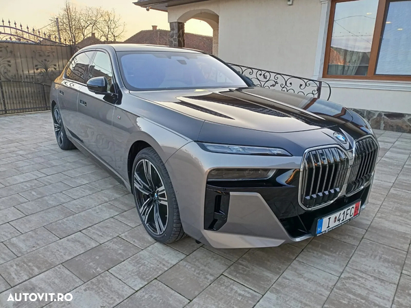 BMW Seria 7 740d xDrive - 26