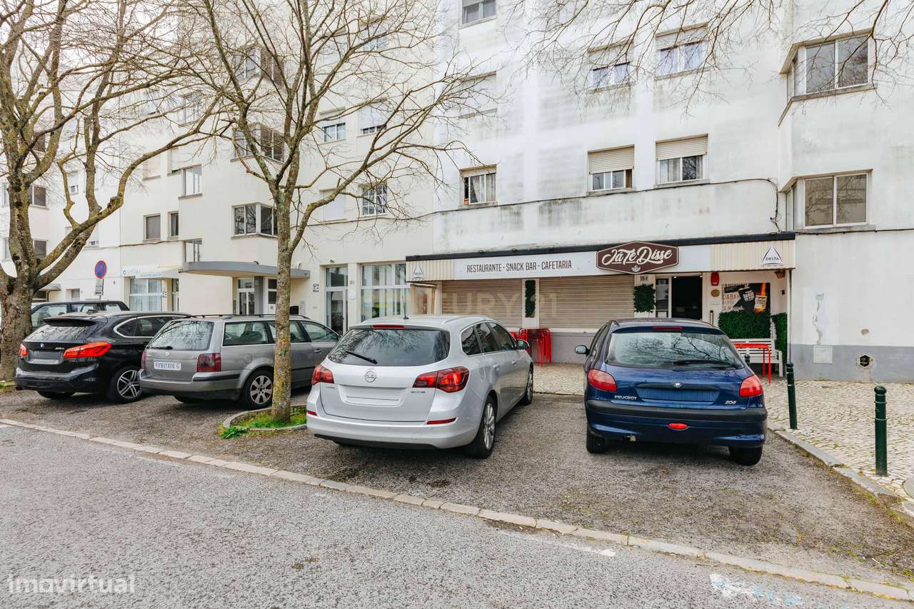 Espaço comercial Carnide-13