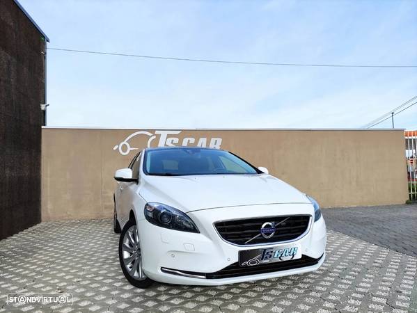 Volvo V40 1.6 D2 Summum - 2