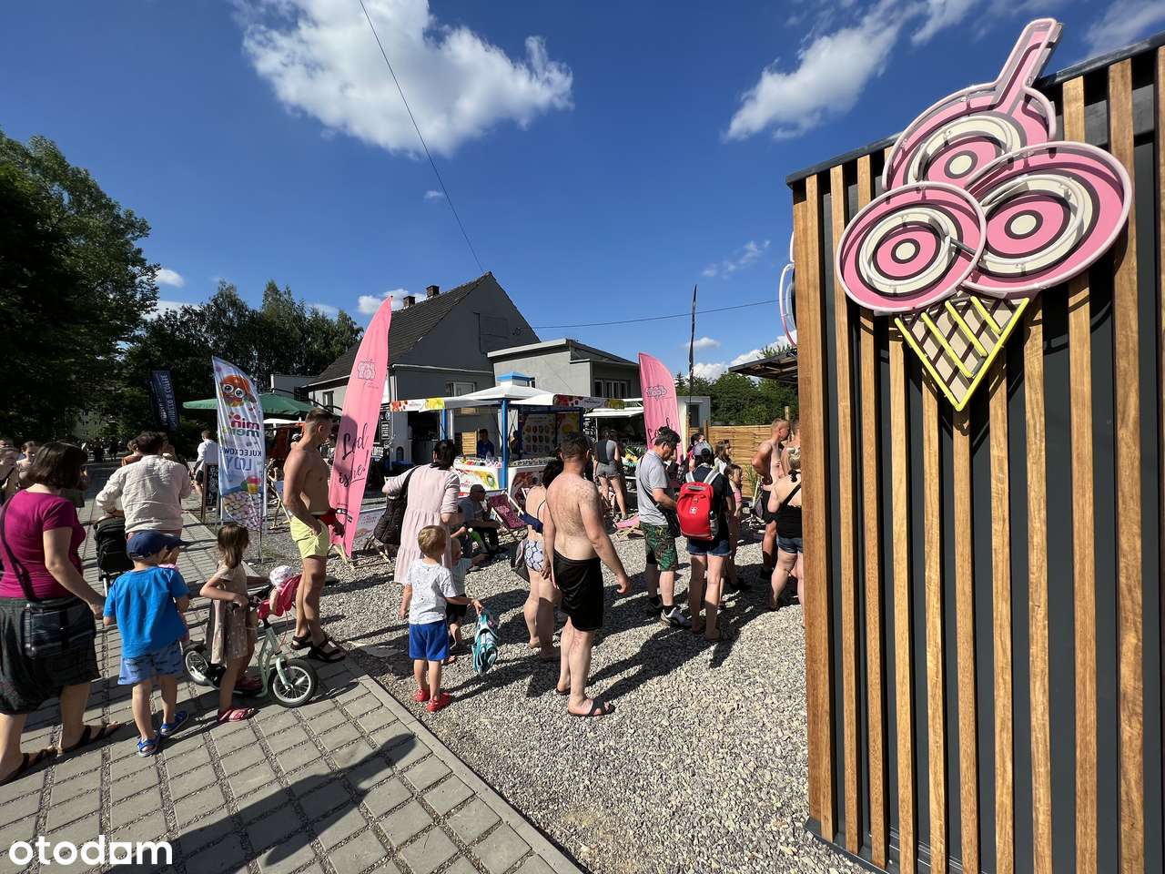 Miejsce na food truck przy plaży i zalewie Bagry w Krakowie: Kozi Róg - Pełny obrazek: 3/20