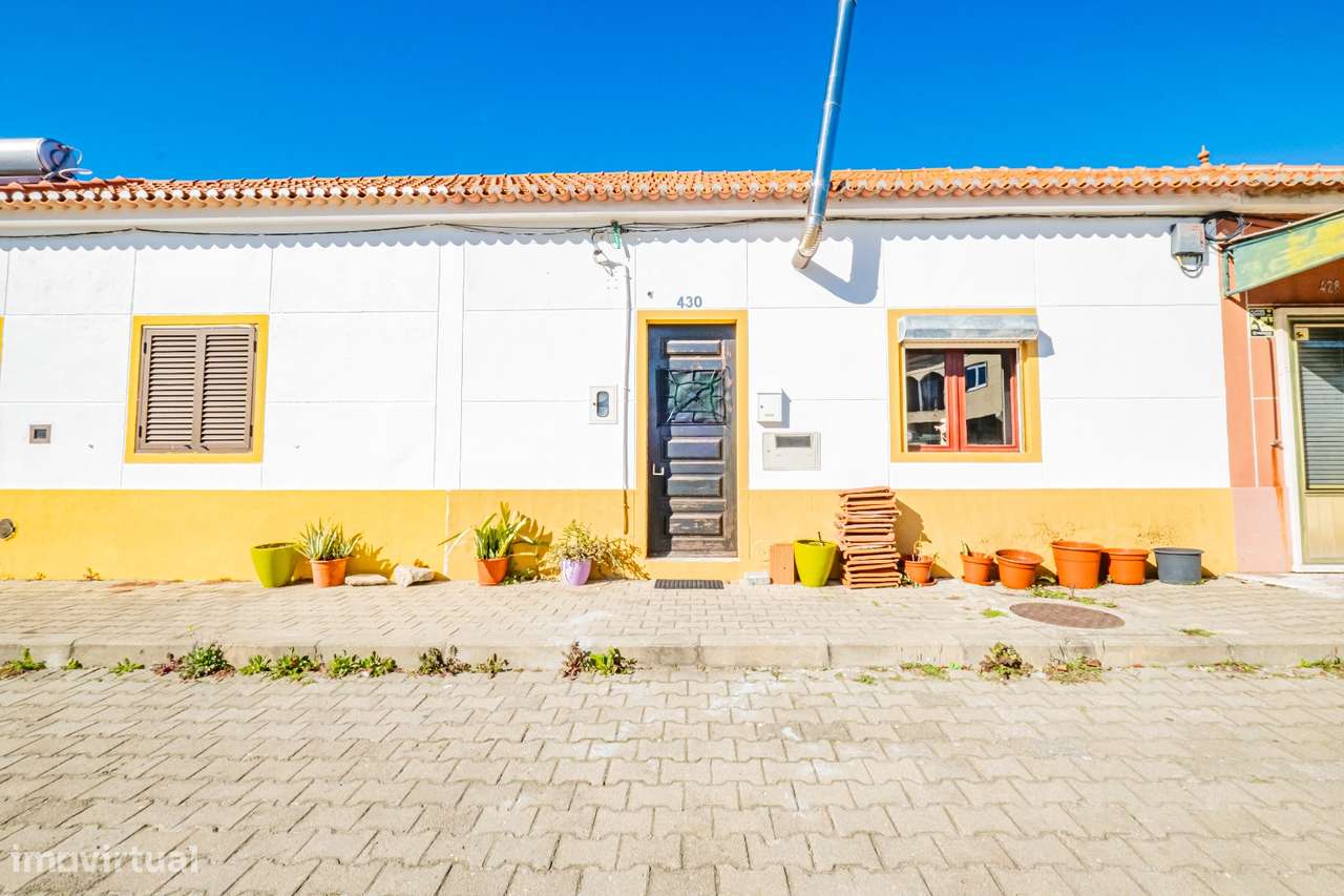 Moradia T3 com terraço e ar condicionado em Azeitão-23