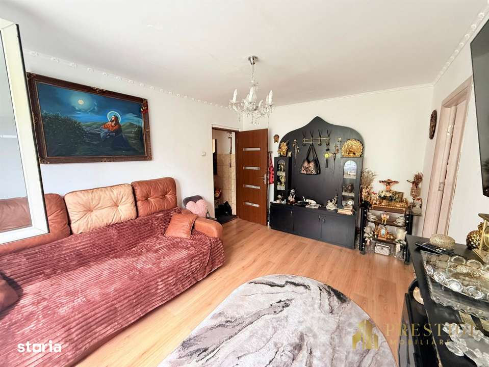 Apartament cu 2 camere tip L de vanzare in Rogerius - Oradea-1