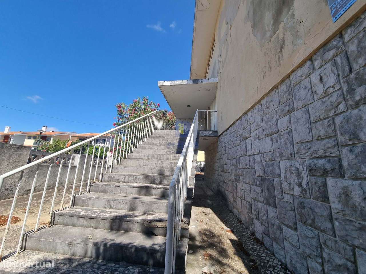 Moradia T6 em Carcavelos-30