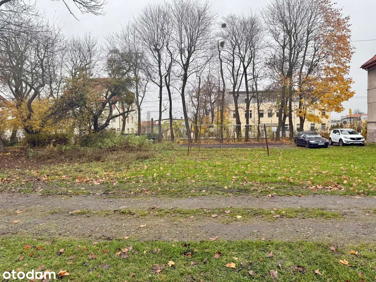 Działka pod zabudowę wielorodzinną mieszkaniowo-usługową-5