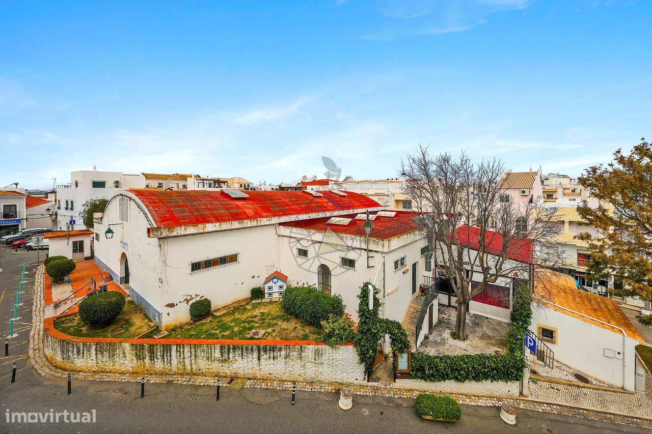 Apartamento T2 Duplex com 2 lugares de estacionamento em Alvor-16