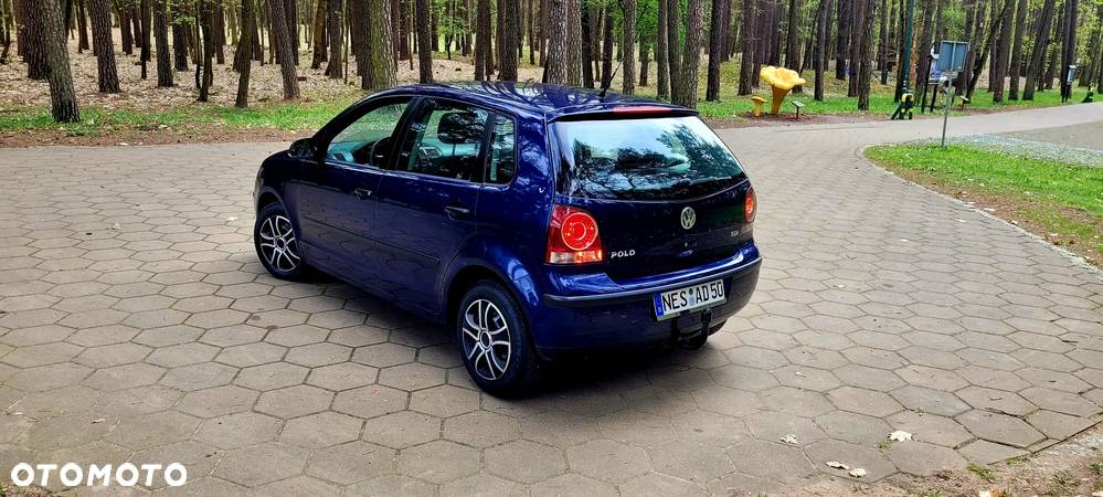 Volkswagen Polo 1.4 TDI (Blue Motion Technology) Comfortline - 2