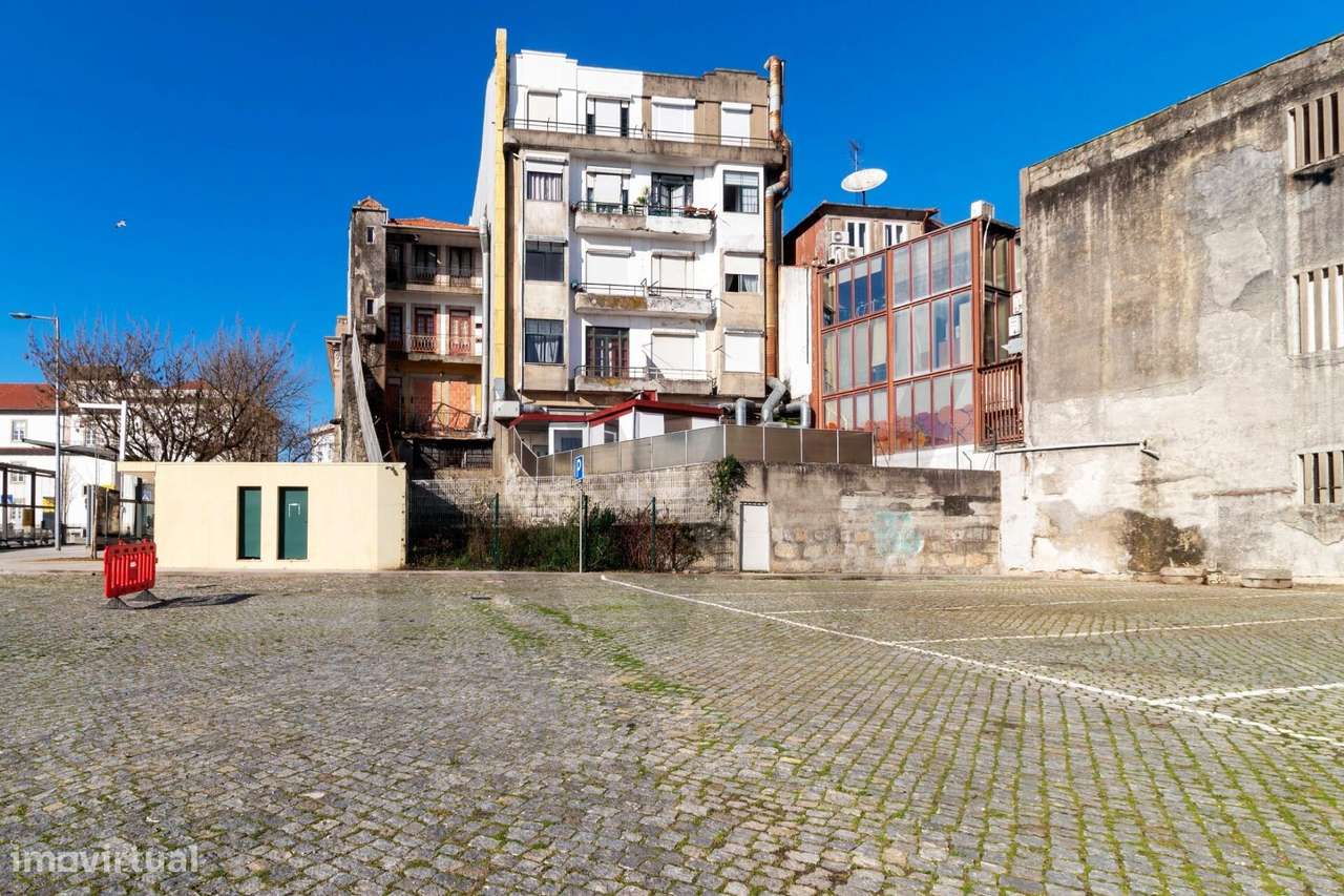 Apartamento T2+1 com excelente localização- para investimento - Grande imagem: 5/56