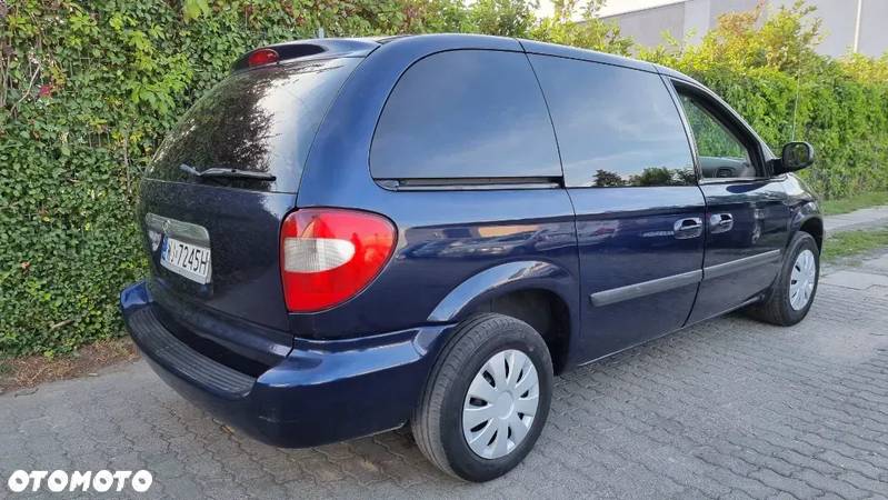 Chrysler Town & Country 3.3 - 6
