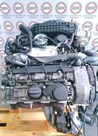 Motor usado Mercedes W203 220 CDI ref 611962, aprox 246 000 kms. - 1