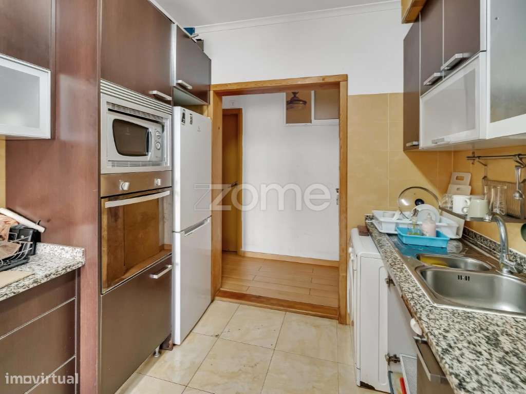 Apartamento T4 Intendente-8