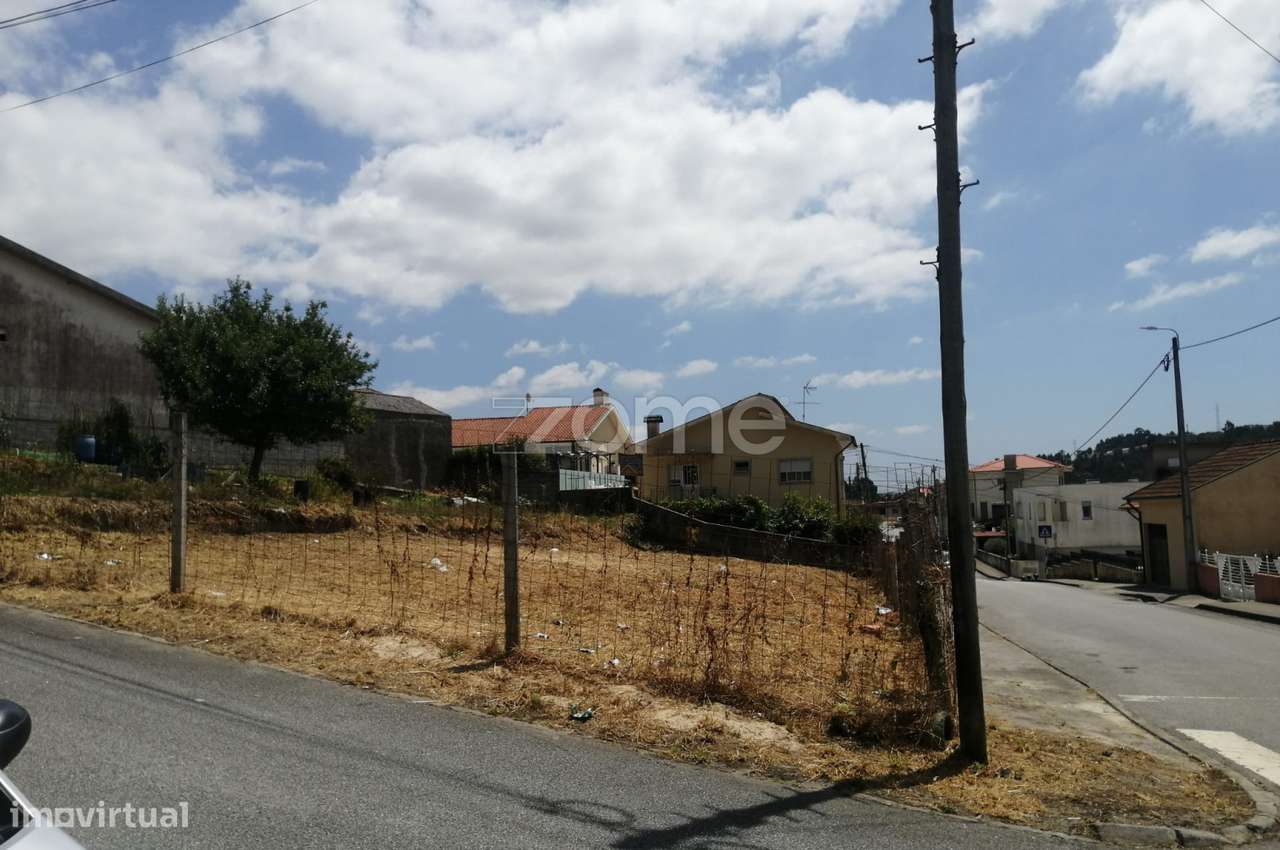 Lote de terreno com 2 frentes para construção de moradia. - Grande imagem: 2/10