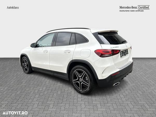 Mercedes-Benz GLA 200 d 4MATIC Aut. - 3