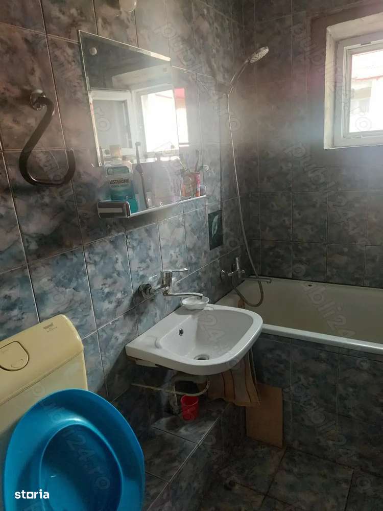 Apartament cu 3 camere în zona Noua, COD 8261-4