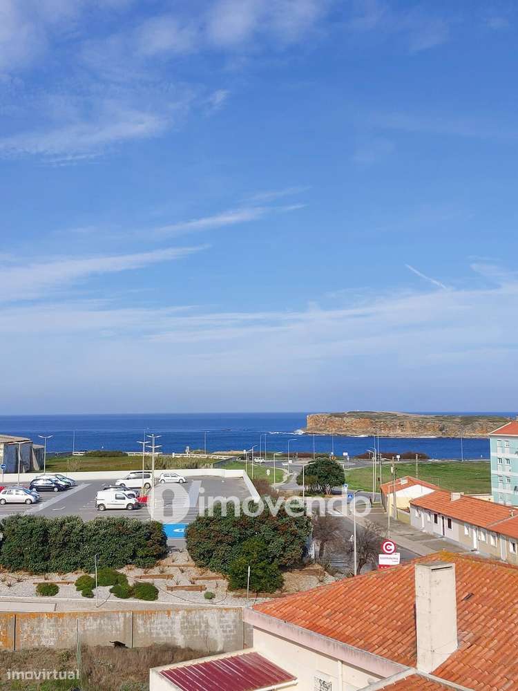 Apartamento T2+2 Duplex, com estacionamento, em Peniche - Grande imagem: 2/35