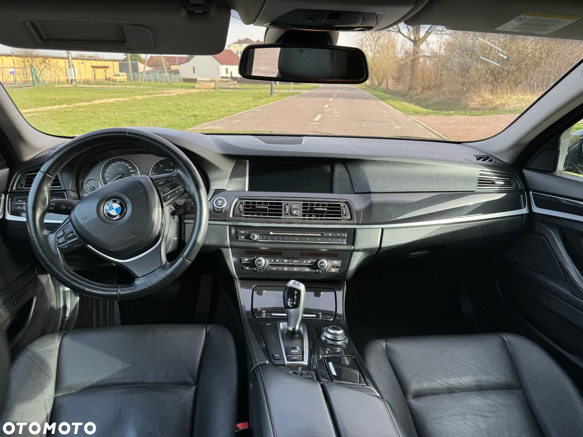 BMW Seria 5 520d Touring - 5