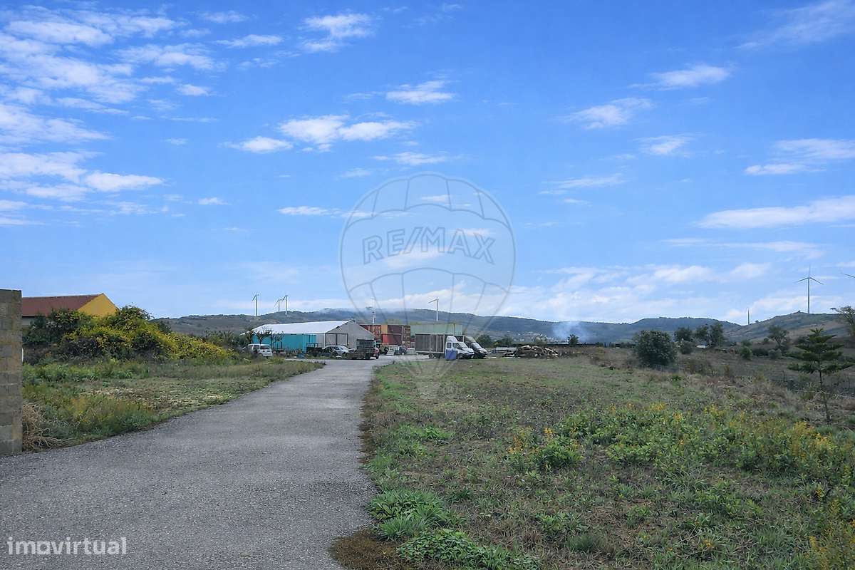 Moradia T4 para venda - Grande imagem: 3/3