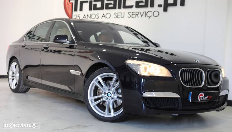 BMW 740 d Pack M - 16