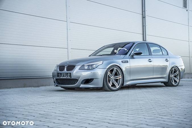 BMW M5 Standard - 3