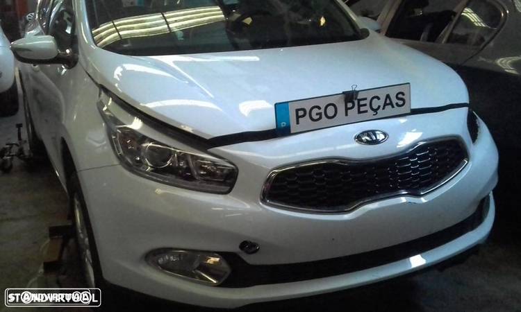 kia ceed 2014 para peças - 1