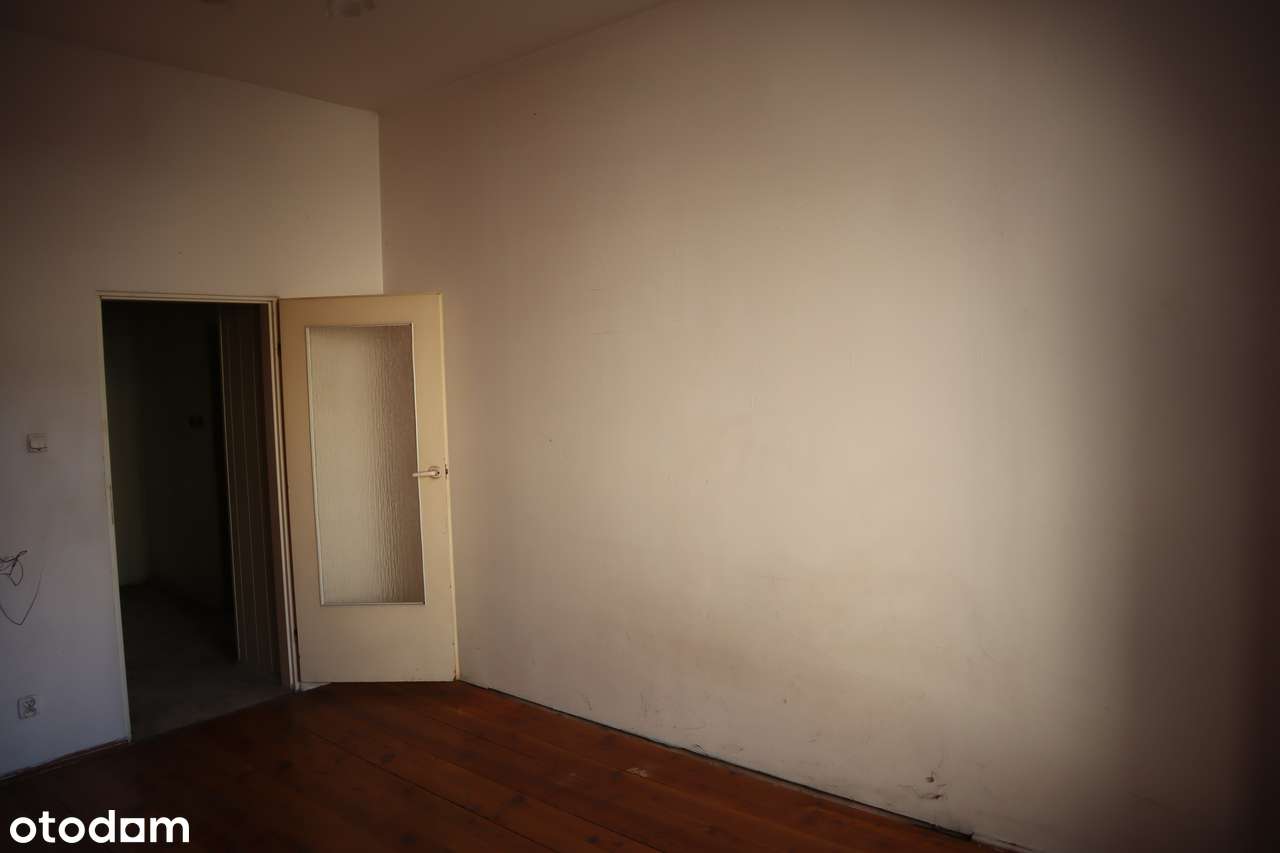 4 pokoje do remontu, Traugutta 45-4