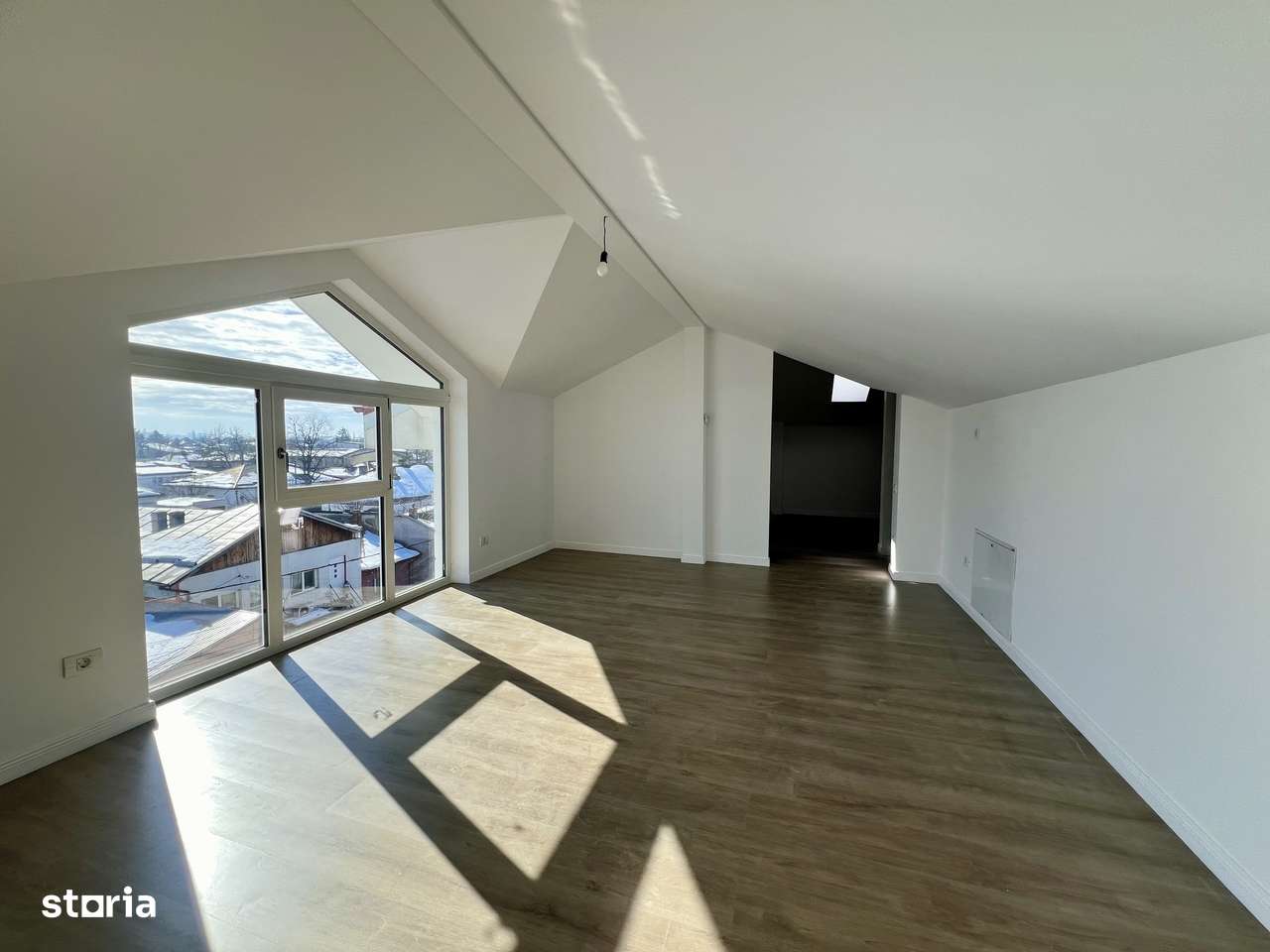 Vila *9 camere* // Chitila-6