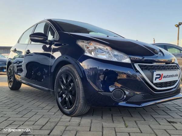 Peugeot 208 1.4 HDi - 1