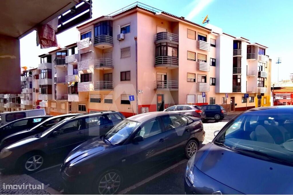 Apartamento T2 |  com Logradouro  |   Amadora  |  Brandoa  |  encosta