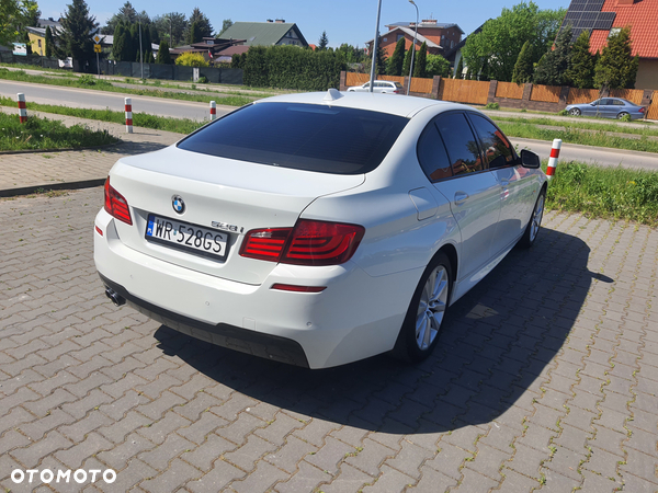 BMW Seria 5 528i Sport-Aut - 11