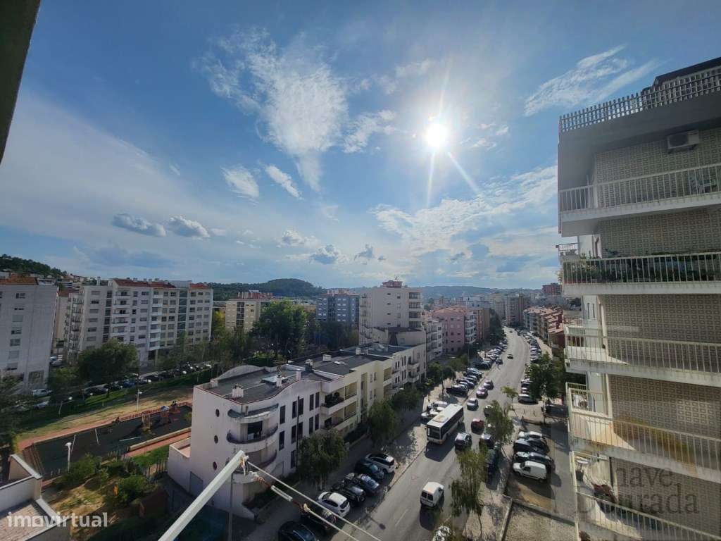 T2 junto à Rua Paulo Quintela - Grande imagem: 4/17