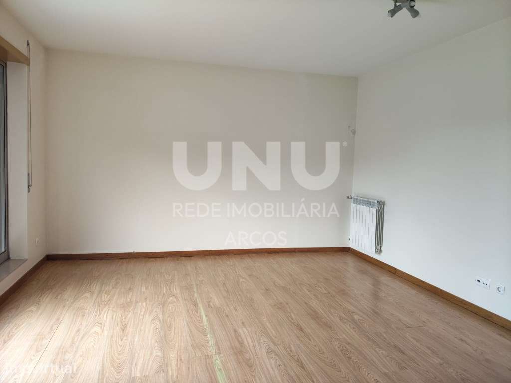 Apartamento T4 - Grande imagem: 3/9