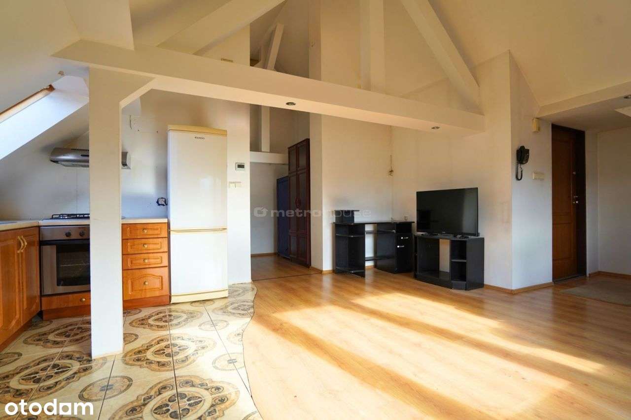 Mieszkanie w kamienicy z potencjałem aranżacyjnym-2