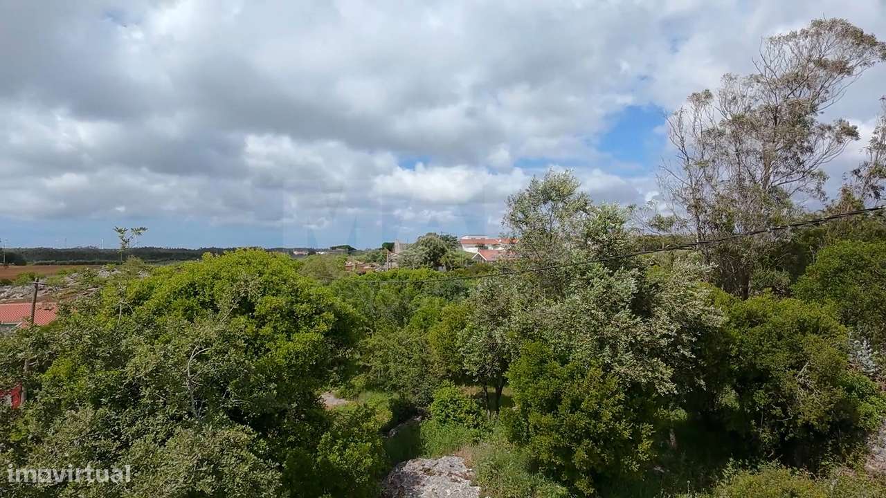 2 Terrenos Confinantes  "Construção de Moradias Isoladas ou Ge...-16