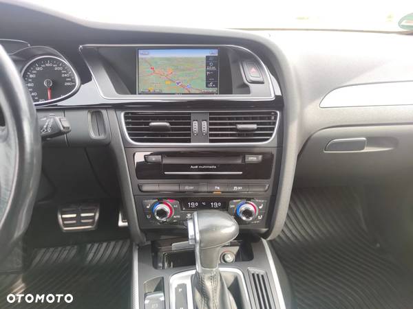 Audi A4 Avant 2.0 TDI S tronic quattro sport - 22