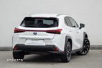 Lexus UX - 3