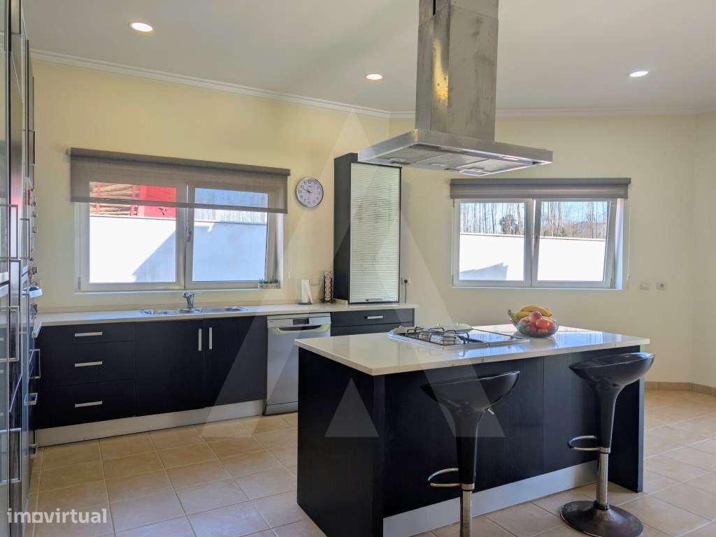 Moradia Isolada T3+1 em Soutelo - Macinhata do Vouga-16