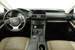 Lexus IS 300H Executive - 8