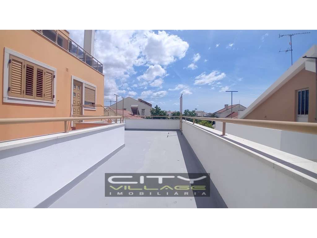 Moradia Zona Montijo-2