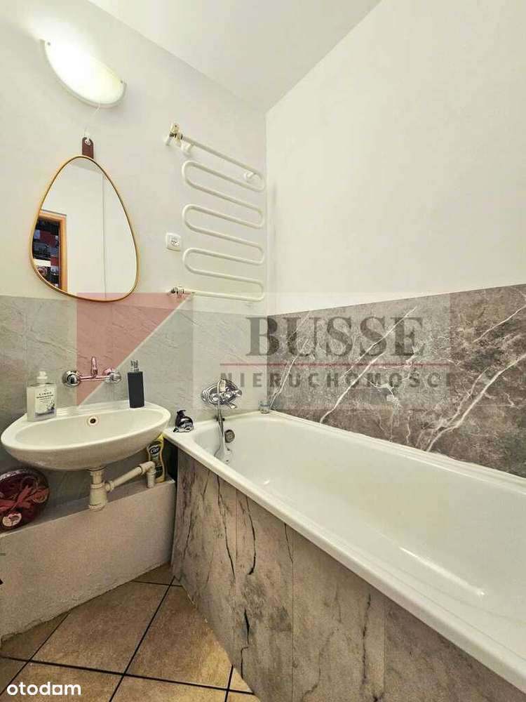 Kawalerka w samym centrum Polic!!!-7