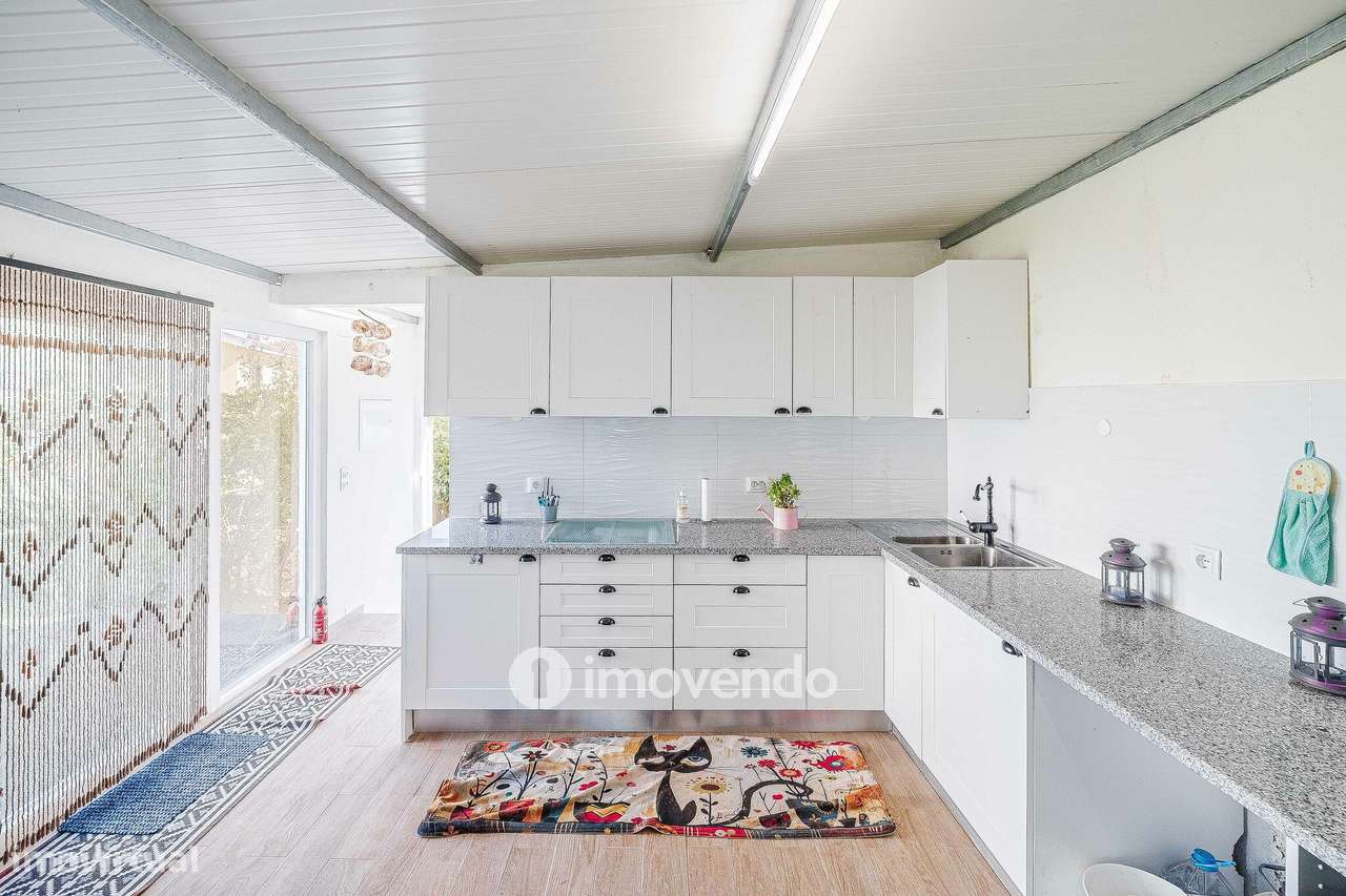 Moradia T3 mais Anexo T1 e Anexo T0 independentes, em Barcarena-42