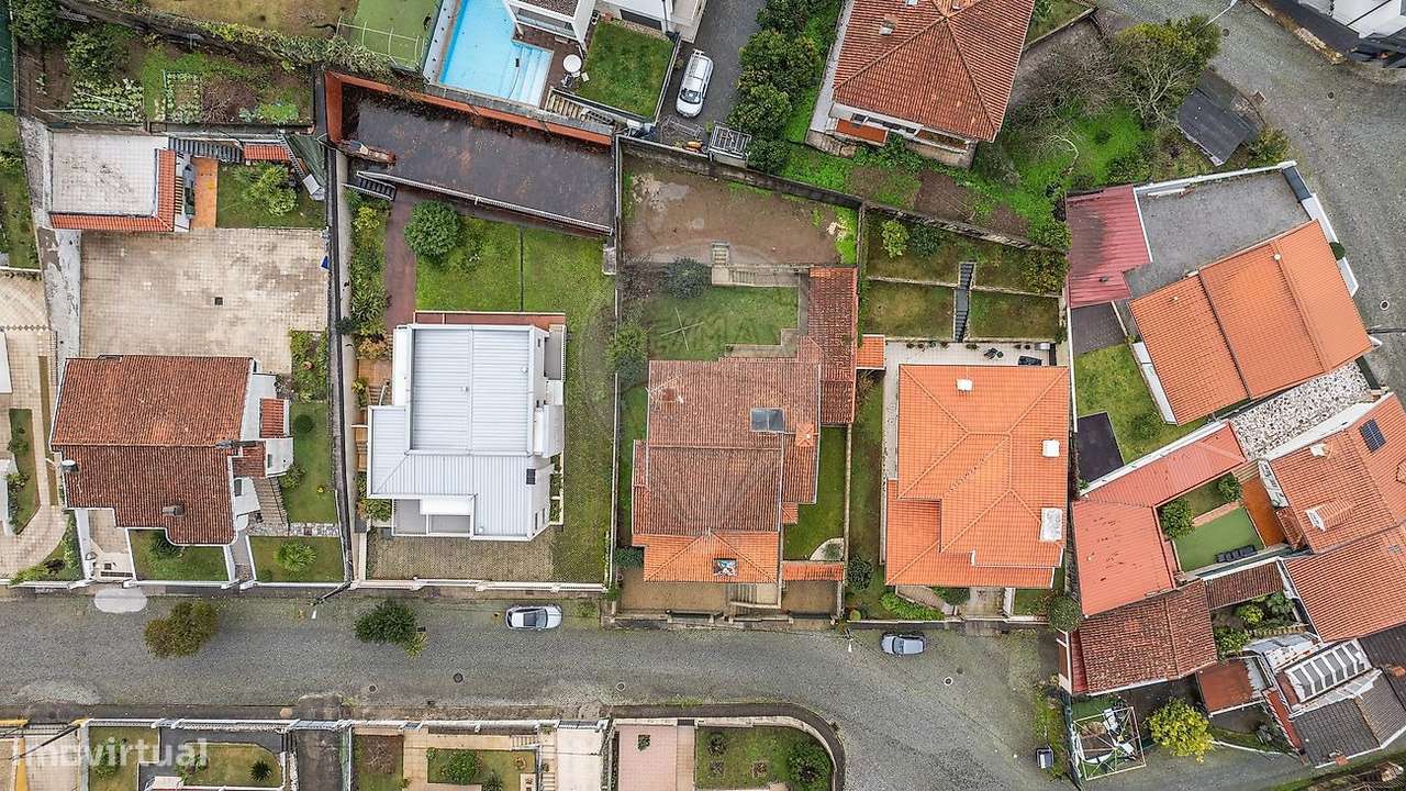 Moradia T5 individual em Nogueira - Braga-41